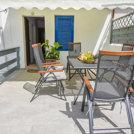 Sidro Apartment Pag Town
